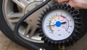 Eichmarken und Prüfsiegel