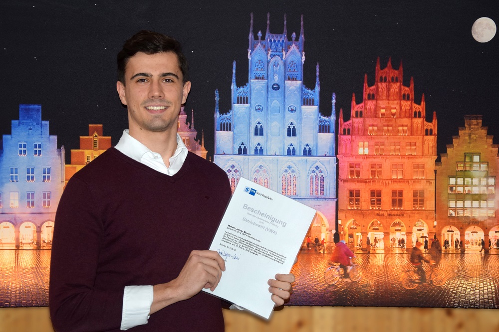 Witte-Student Manuel ist jetzt Betriebswirt (VWA)