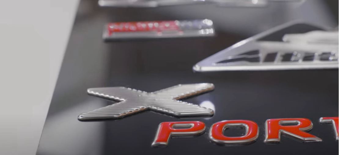 Witte 3D-Etiketten mit Profil